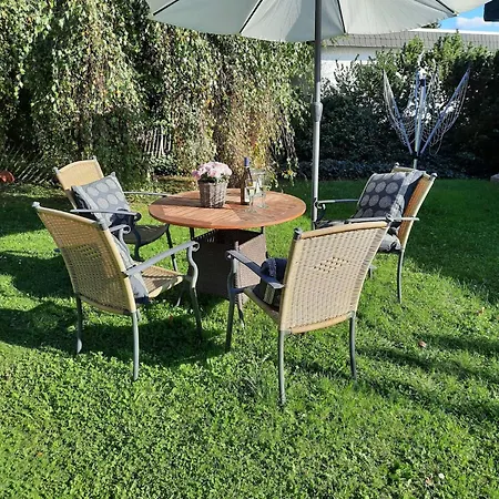 Idyll Mit Loggia Und Garten By Interhome *